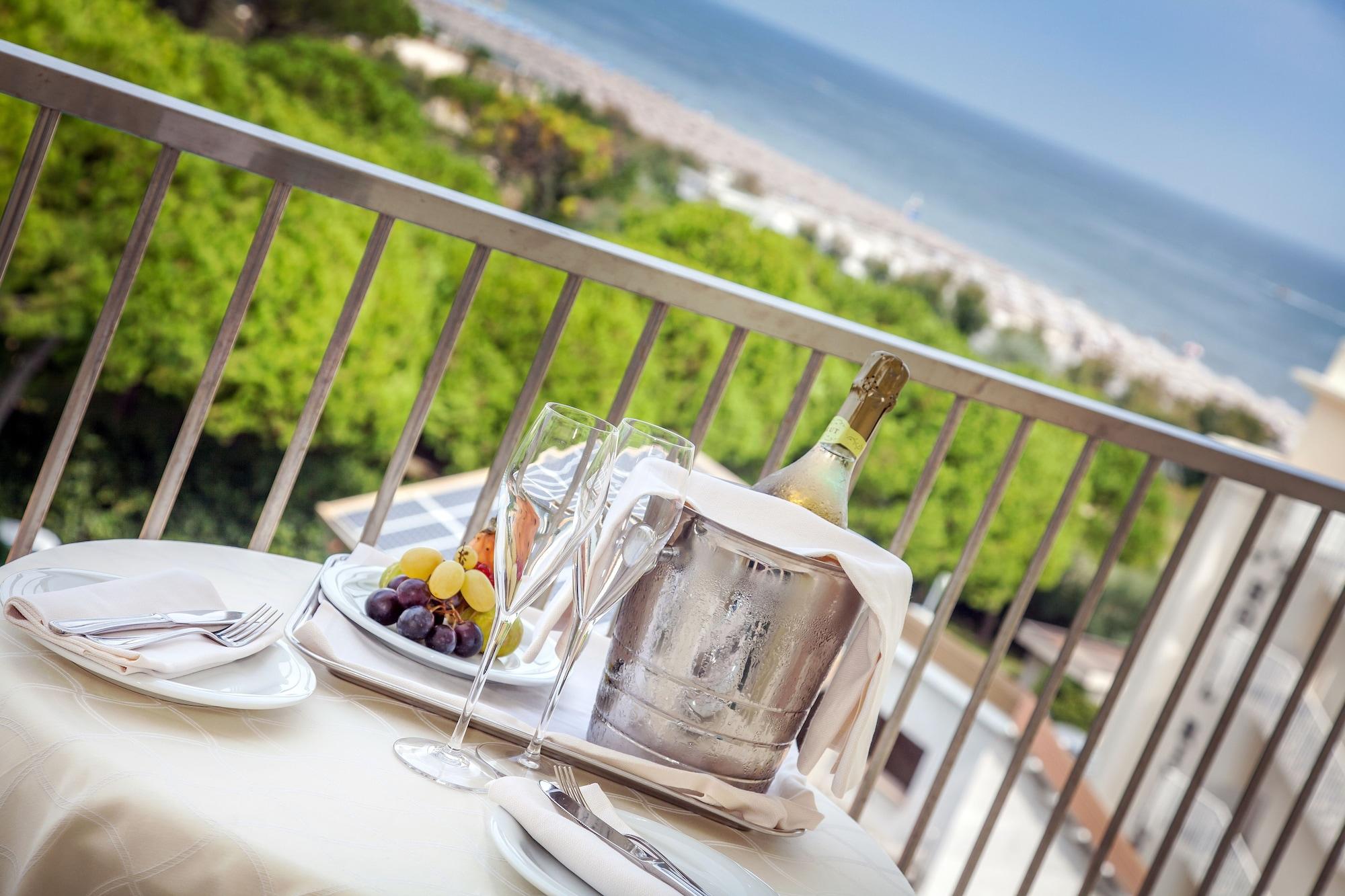 Hotel Doge Морской Милан Экстерьер фото